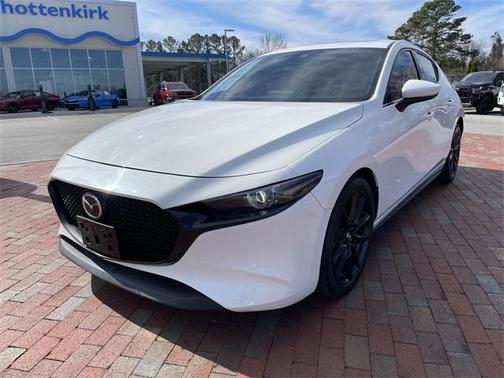 2022 Mazda Mazda3 FWD w/Premium Package