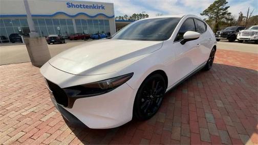 2022 Mazda Mazda3 FWD w/Premium Package