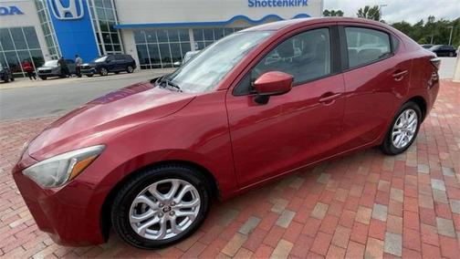 2017 Toyota Yaris iA Base