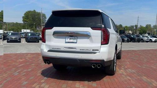 White Frost Tri-Coat 2024 GMC Yukon Denali