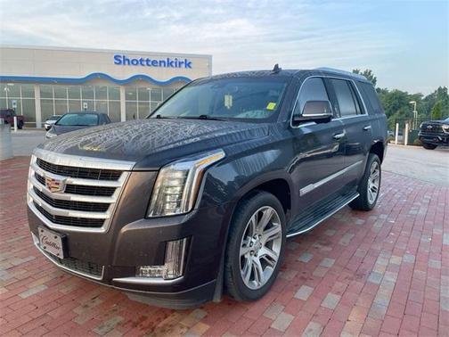 2016 Cadillac Escalade Luxury