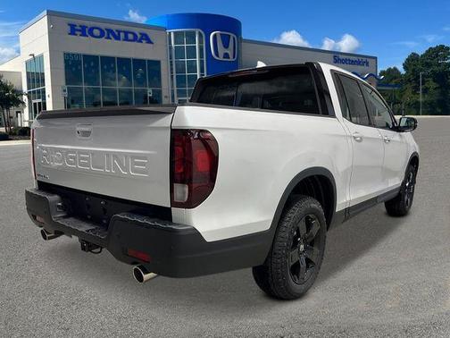 Platinum White Pearl 2026 Honda Ridgeline Black Edition
