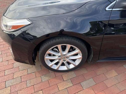 Attitude Black 2014 Toyota Avalon Limited