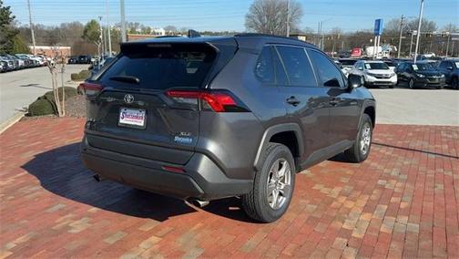 2023 Toyota RAV4 XLE