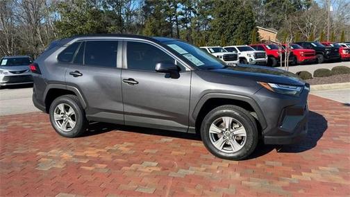 2023 Toyota RAV4 XLE