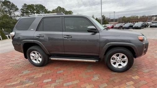 2022 Toyota 4Runner SR5