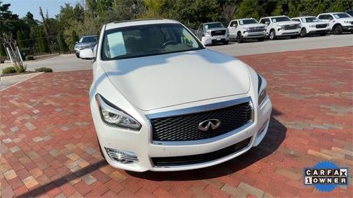 2016 INFINITI Q70 3.7