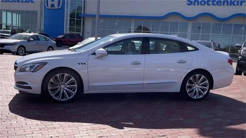 2018 Buick LaCrosse Essence
