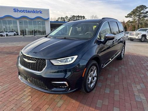 2022 Chrysler Pacifica Limited