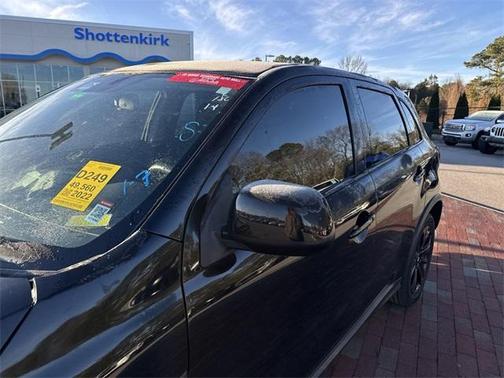 2022 Mitsubishi Outlander Sport 2.0 LE