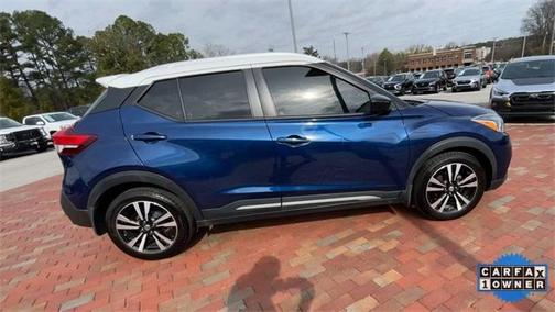 2020 Nissan Kicks SR