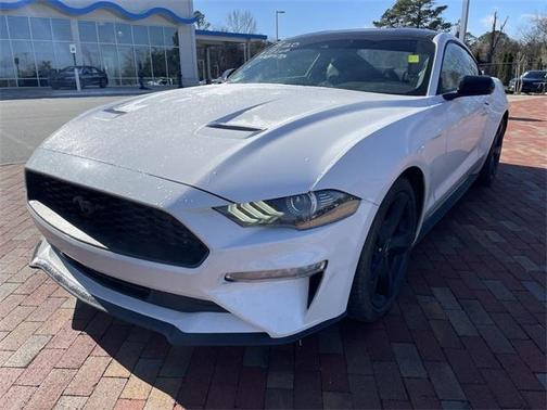 2021 Ford Mustang EcoBoost