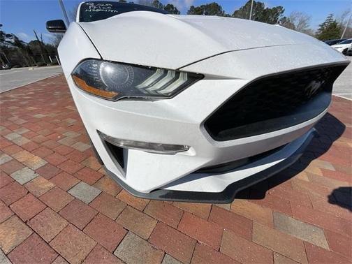 2021 Ford Mustang EcoBoost