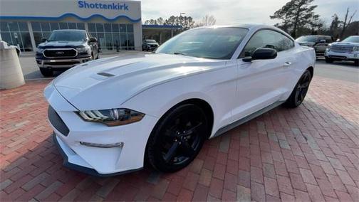 2021 Ford Mustang EcoBoost