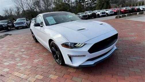 2021 Ford Mustang EcoBoost