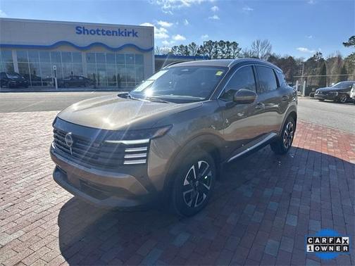 2025 Nissan Kicks SR