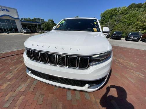 Bright White Clearcoat 2022 Jeep Wagoneer Series I