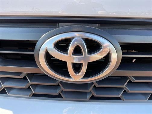 2025 Toyota Tacoma Hybrid TRD