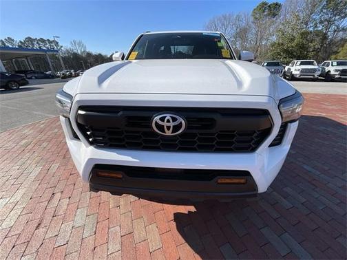 2025 Toyota Tacoma Hybrid TRD