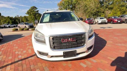 Summit White 2013 GMC Acadia SLE-2
