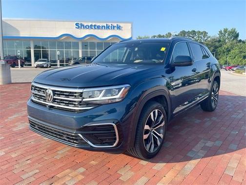 2022 Volkswagen Atlas Cross Sport 3.6L V6 SEL Premium R-Line