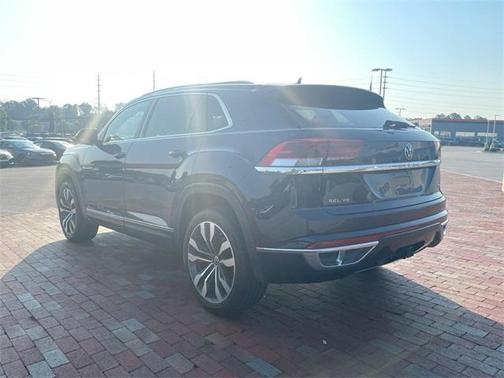 2022 Volkswagen Atlas Cross Sport 3.6L V6 SEL Premium R-Line