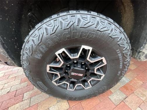 2024 GMC Sierra 2500 AT4X