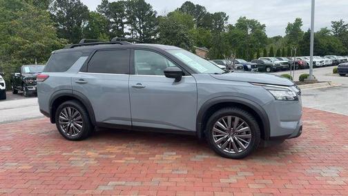 Solid Gray / Super Black 2023 Nissan Pathfinder SL