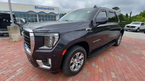Titanium Rush Metallic 2023 GMC Yukon XL SLE