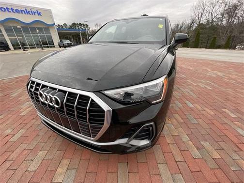 2020 Audi Q3 45 S line Premium