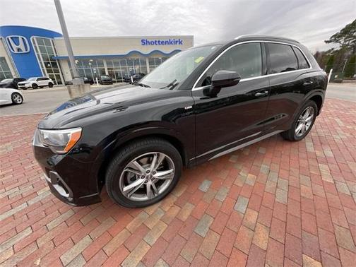 2020 Audi Q3 45 S line Premium