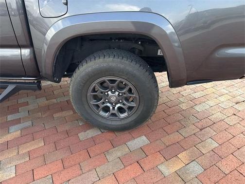 2018 Toyota Tacoma SR5