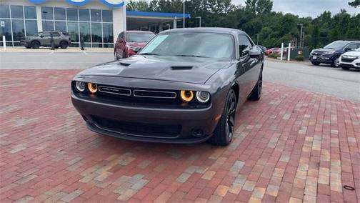 2018 Dodge Challenger SXT