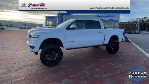 Photo 5 of 29 of 2021 RAM 1500 Laramie