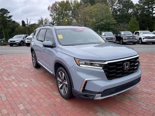 2023 Honda Pilot Touring