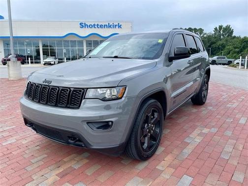 2021 Jeep Grand Cherokee Laredo