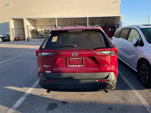 2019 Toyota RAV4 LE