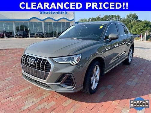 2021 Audi Q3 45 S line Premium