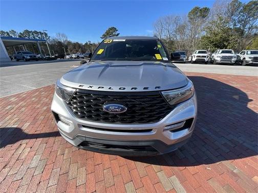 2023 Ford Explorer ST-Line