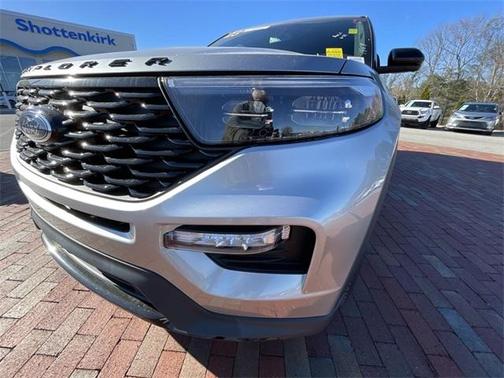 2023 Ford Explorer ST-Line