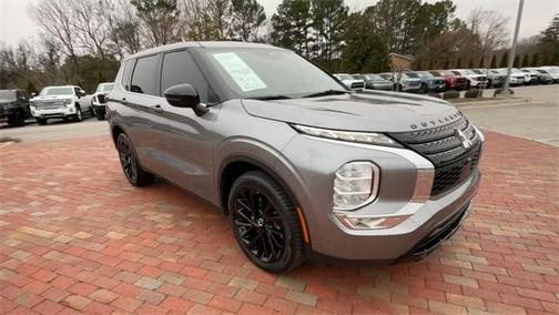 2022 Mitsubishi Outlander SE