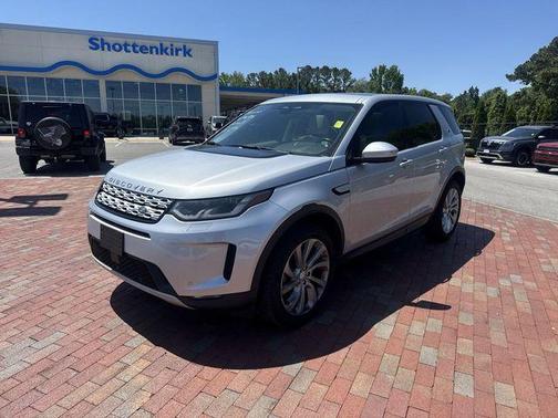 Hakuba Silver 2022 Land Rover Discovery Sport SE