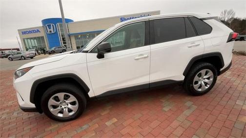 2022 Toyota RAV4 LE