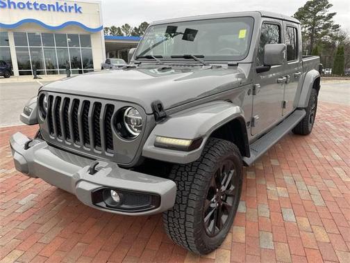 2022 Jeep Gladiator Overland