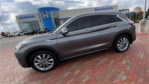 2022 INFINITI QX50 Luxe