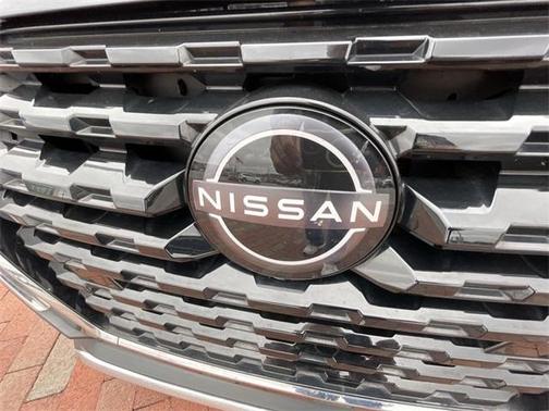 2022 Nissan Kicks SV