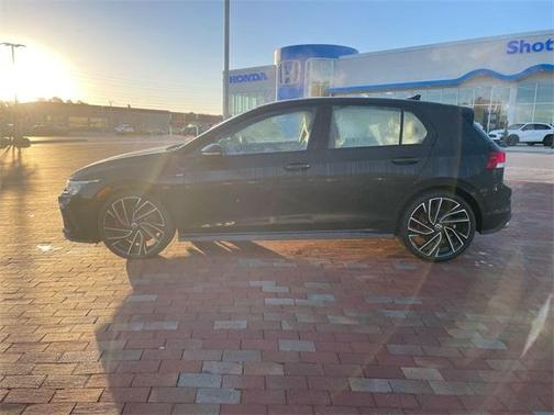 2024 Volkswagen Golf GTI 2.0T Autobahn