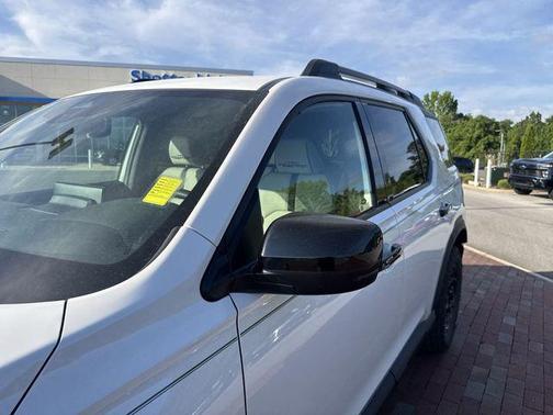 White 2026 Honda Passport TrailSport Elite Blackout