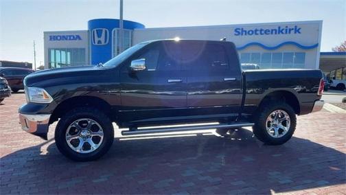 2015 RAM 1500 Laramie