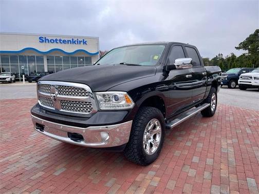 2015 RAM 1500 Laramie